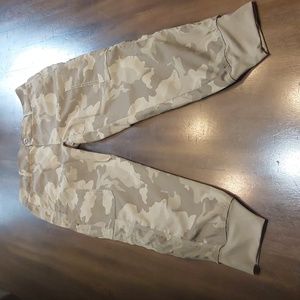 Women's preowned Prana joggers 8 $25.00 #310